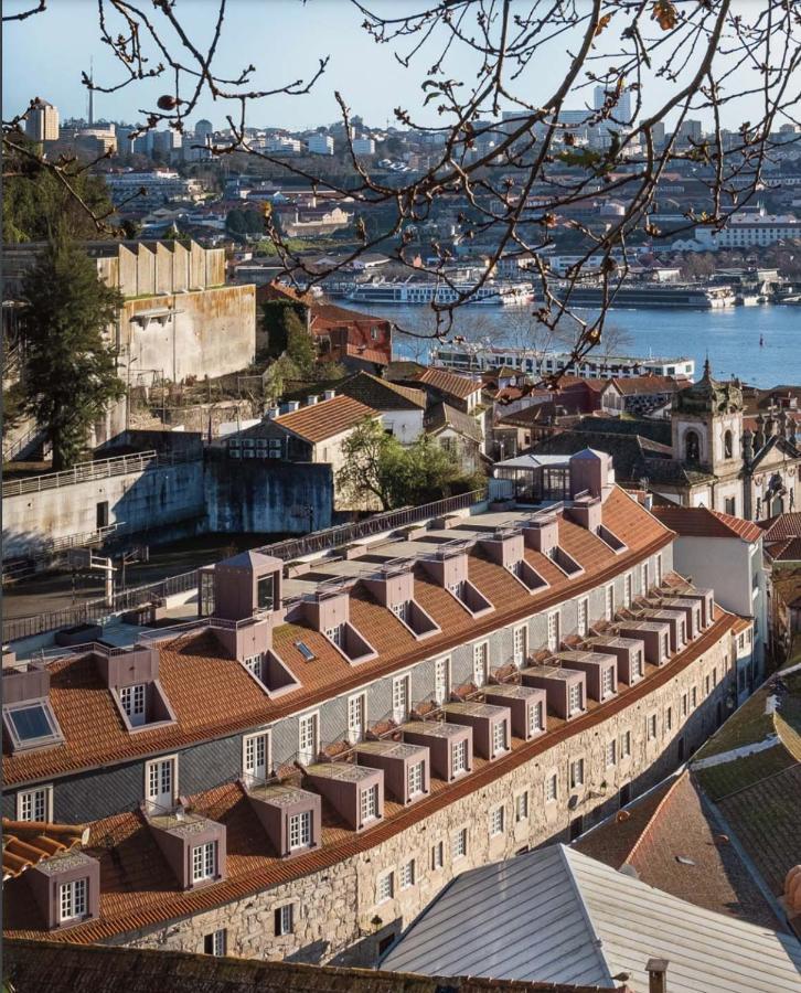 Timbre Virtudes Hotel Porto Exterior foto The roofs of the houses in the old town