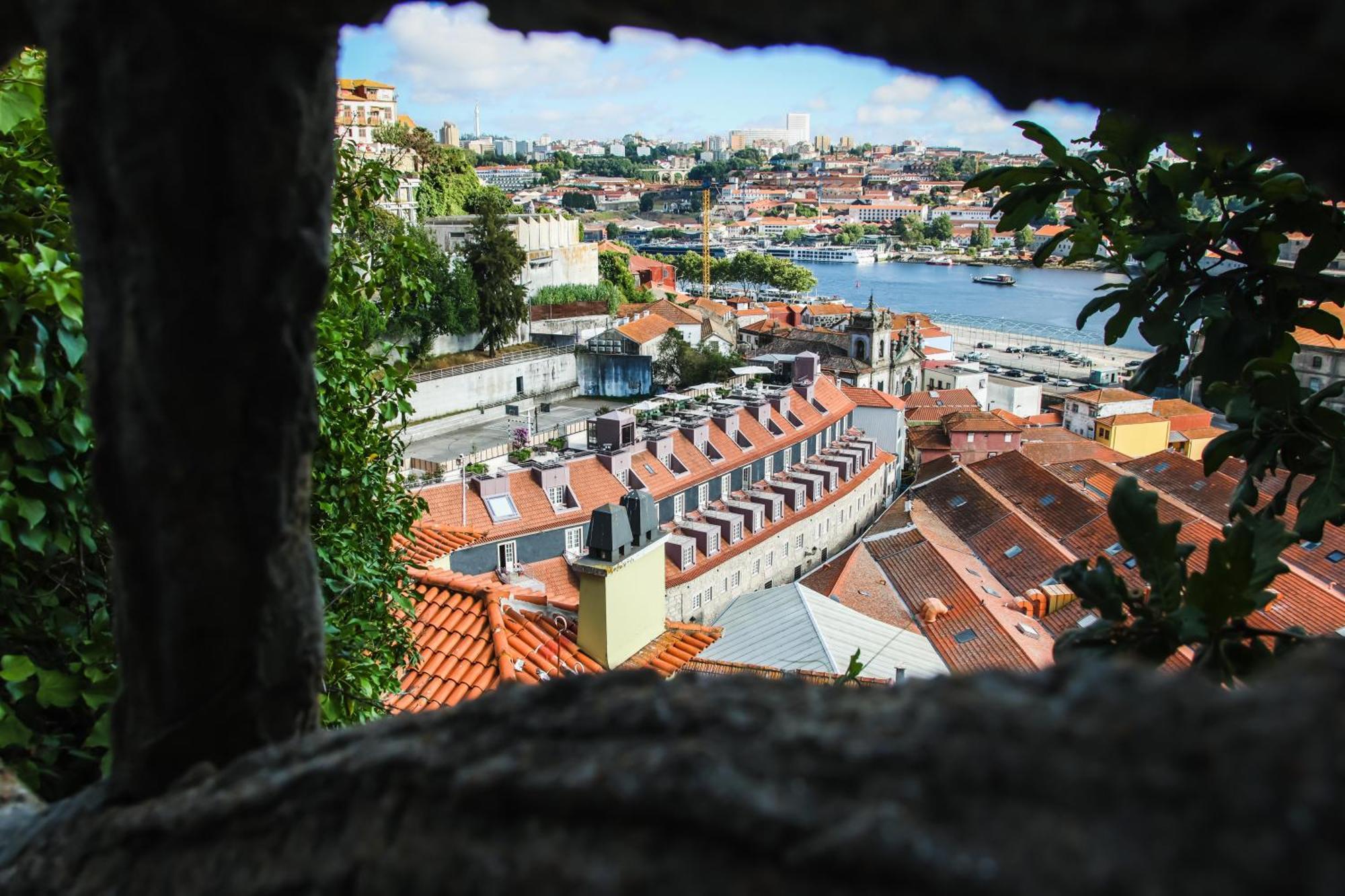 Timbre Virtudes Hotel Porto Exterior foto View of the city from the castle